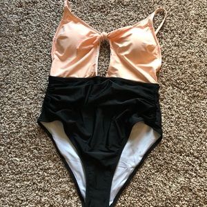 Cupshe swimsuit